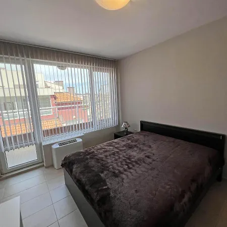Valemar Apartament *